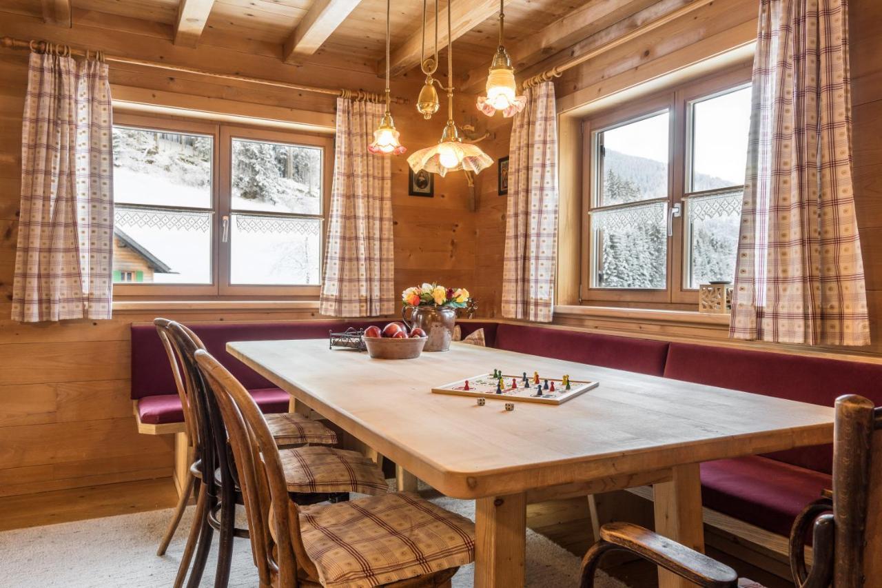 Alpenapart Montafon - Bitschweil Huesle Schruns Bagian luar foto