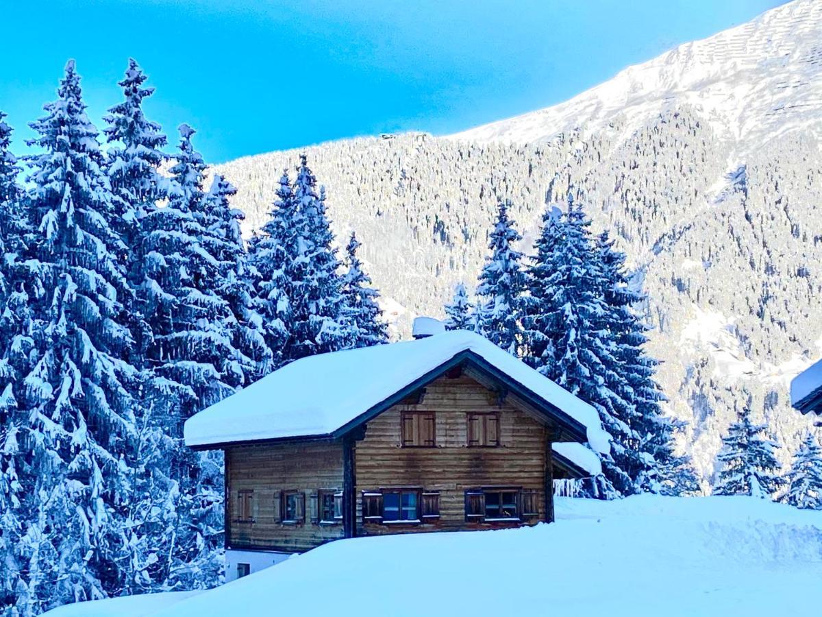 Alpenapart Montafon - Bitschweil Huesle Villa Schruns Bagian luar foto